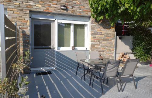 Oasis Apartments - Photo 25