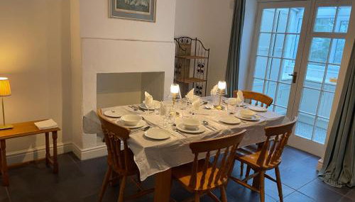 Quiet location close to centre - Photo 3