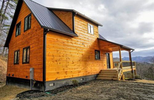 Peace of Heaven, Modern Chic Cabin, Majestic Mountain Views, Hot Tub, Fire Pit, Outdoor Games, Close to Town - Foto 61