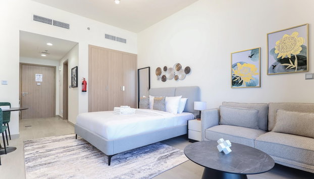 Elite LUX Holiday Homes - Modern Marvel Sleek Studio in Azizi Riviera - Foto 2, Habitación