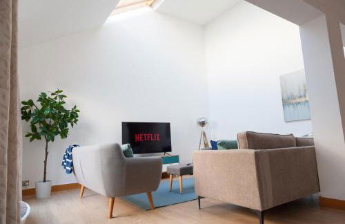 Weekly & Monthly stays in Penthouse for Contractors or Leisure Single or Superking beds available - Foto 10