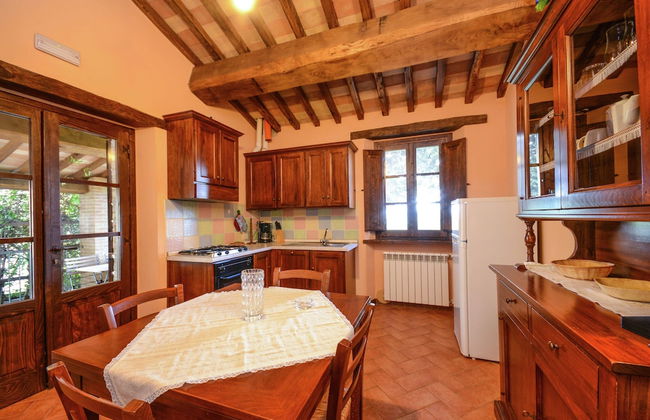 Stunning Holiday Home in Umbria With Jacuzzi - Foto 24