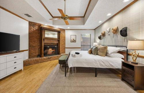 Texas Country Oasis | Near Stockyards & Arlington - Photo 21