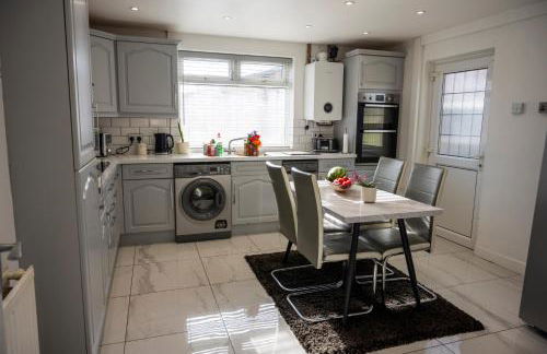 Castle House - Photo 14