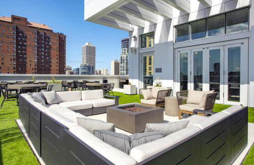 River N 1BR w Gym Pool nr L stop Beach CHI-361 - Foto 22