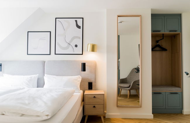 Bob W Peterhof - Photo 10