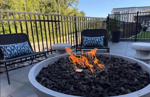 Stunning Lake Wylie Apartment at VALE - Foto 5