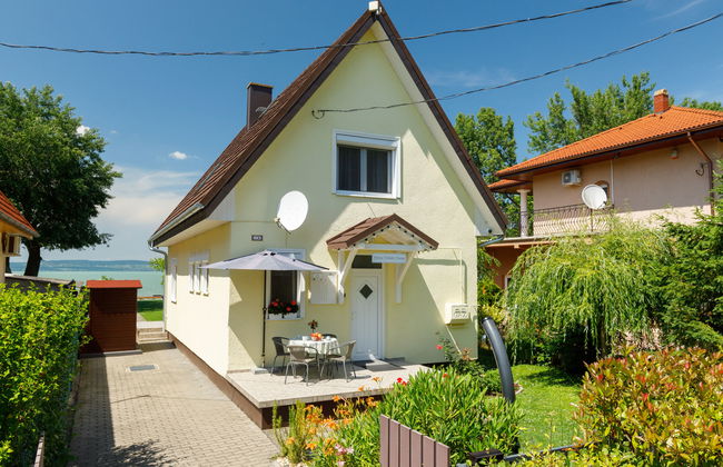 3 bedroom House in Balatonlelle with garden and terrace - Photo 26