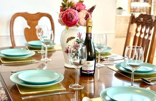 Swan Cottage 2-Bedroom-Netflix-Parking-Nature-Canal - Photo 20