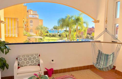 BOHO CHIC- Beachfront - Free bikes - Salt water pool - Foto 9