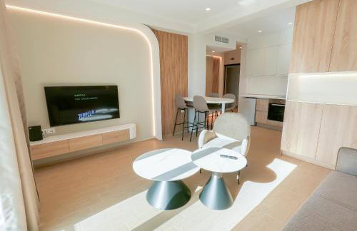 Elea Luxury Apartments - Photo 11
