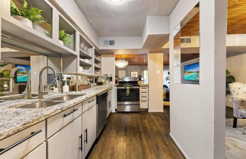 Stylish Dallas Condo Resort-Style Pool - Foto 7