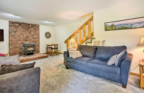Pet-Friendly Gilford Home 3 Mi to Gunstock and Lake - Foto 6