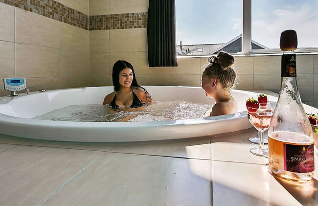 Luxury Pool Retreat by Sea - By Traum Ferienwohnungen - Foto 8