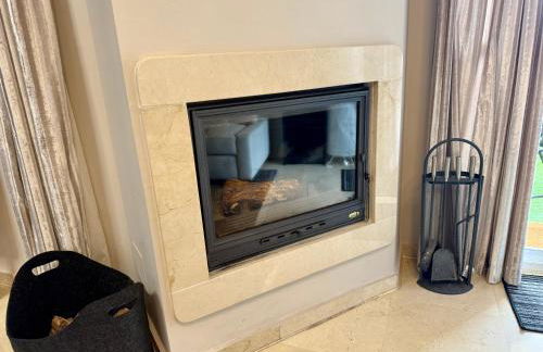 Gorgeous 2 bed Duquesa apartment, 2 pools, easy parking and 2 large balconies, 1 with stunning views - Foto 40