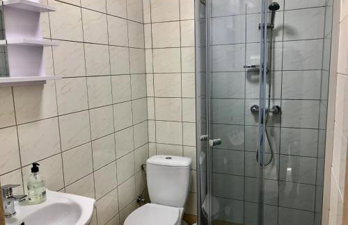 Charming Countryside Apartments - Photo 9