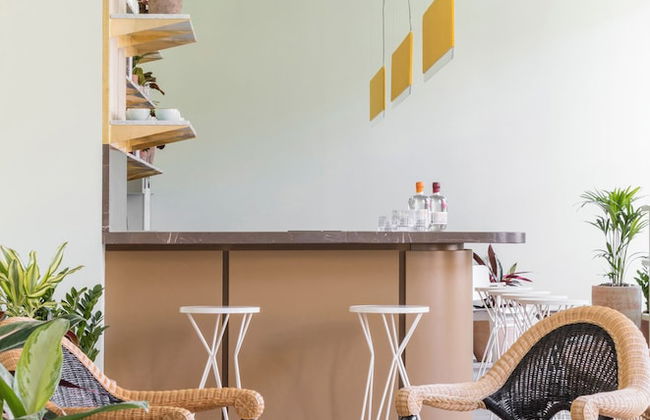 Eden Locke - Photo 2