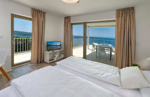 Zlatni Zalaz,Apartments,Supetarska Draga - Foto 15