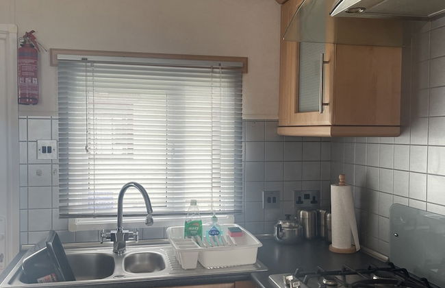 Immaculate 2-bed Lodge in Monreith - Photo 5