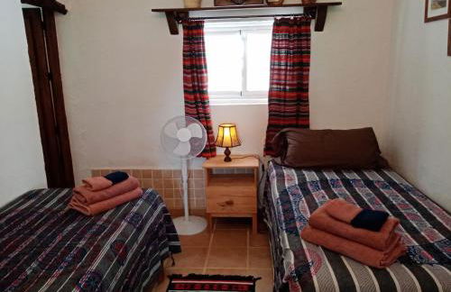 3 Bed Lodge - Sleeps 6 - Pool - Terrace - Parking - Foto 7