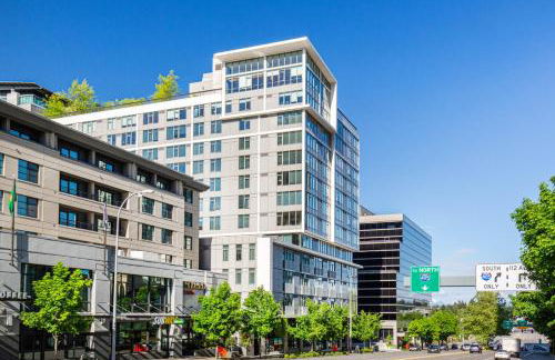 Downtown Bellevue 1BR w Lounge Gym nr Shops SEA-234 - Foto 26