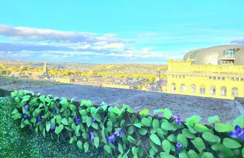 Modern Duplex Penthouse Panoramic Views & Parking - Foto 10