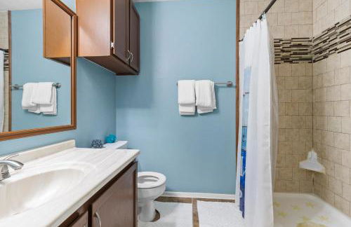 Cozy Huntsville Condo - 2BR Near SHSU - Pool - WiFi - Free Parking - Foto 3