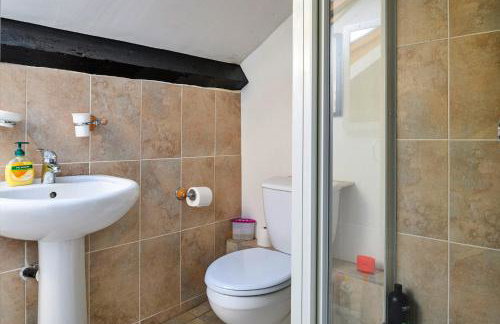 Finest Retreats - Awelon - Large Cottage to sleep 10 with Hot Tub - Foto 30