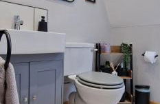 Bonnie Lodge-Lochside Location with Hot Tub - Photo 26