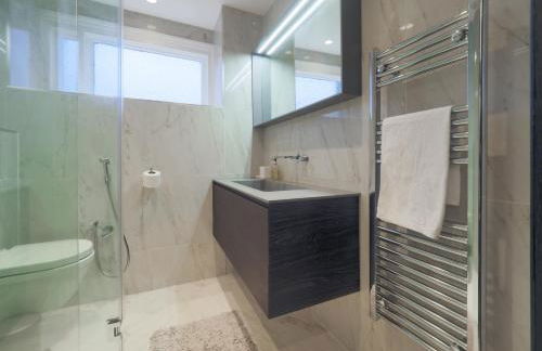 Luxury 3 Bedroom Flat in Maida Vale - Photo 29