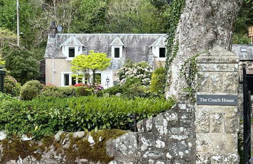 The Coach House - Photo 1