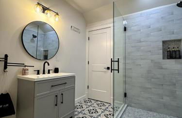 Exclusive Lakefront Retreat on Douglas Lake - Photo 58