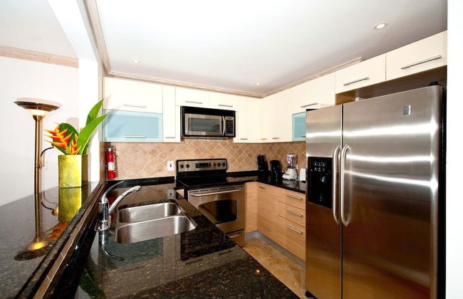 Modern 2-bed Apt Near Beach In St. Lawrence Gap 2 Bedroom Apts by Bluescape - Foto 23