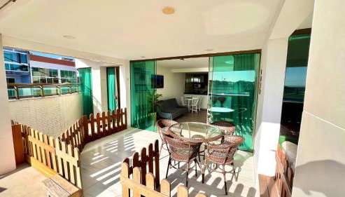 Apartamento Com VISTA PARA O MAR, Com Estacionamento, Portaria 24h, Cozinha Completa, Ar Condicionado, Wi-Fi 120mbps, Smartv e Piscina - Foto 3
