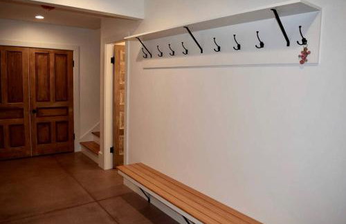 Spacious and Secluded Cabin Perfect for Winter in Huntington, Vermont - Foto 17