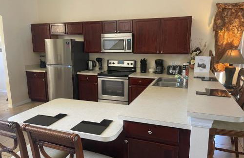 Beautiful 5 Bedroom Home With Large South-facing Pool - Foto 12