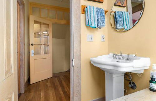 Charming 5 BD Victorian House by Beach Boardwalk - Foto 31