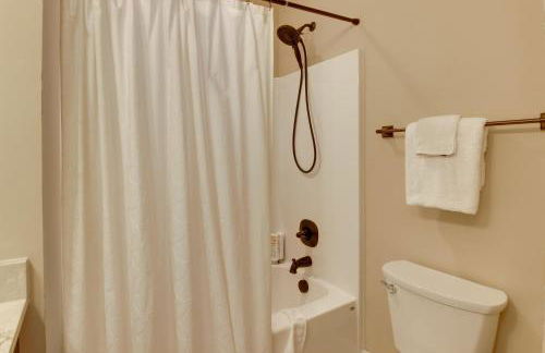 6 Mi to Water! Mtn-View Nebo Lake House with Deck - Photo 21