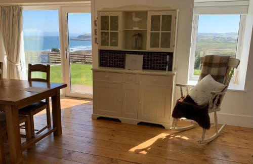 Driftwood Cottage - Photo 9