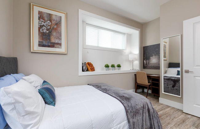 Private and Cozy 2bdr 2BA Home in Kitsilano - Photo 6