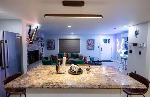 Bear Trails Retreat-Pocono Getaway Near Kalahari - Foto 29