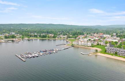 Heart of Boyne Loft Slip Walk to Beach - Foto 34