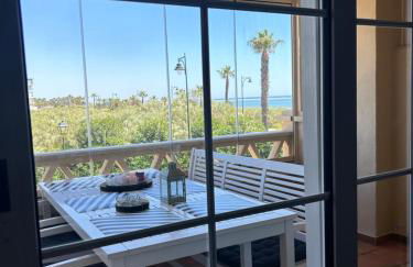 Primera Linea de Playa con Vistas al Mar - Foto 8