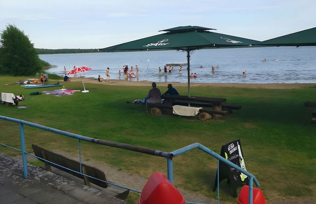 Lakeside Escape With Garden Fun - Foto 14