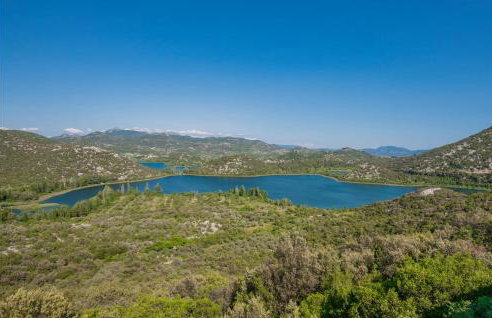 Awesome Home In Ploce With Jacuzzi - Foto 8