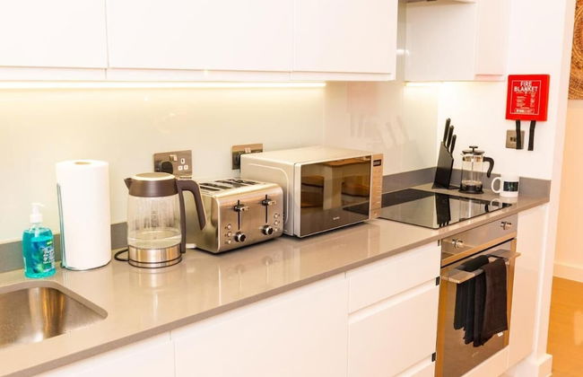 Absolute Stays on Grosvenor-luton Airport-st Albans Train Station-harry Potter - Foto 14