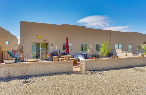 Hot Tub Access and Fire Pit Green Valley Getaway! - Foto 23