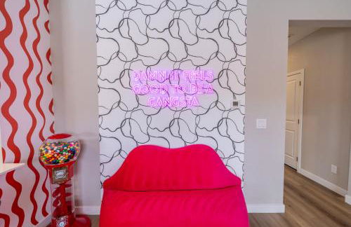 Near Airport, 3BR, Stock Tank Pool, Mini-Golf, Game Rm - Foto 10