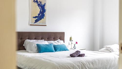 Casa Familiar 9 Pax, Smart TV, Centro, Playa, Café, AC - Foto 3