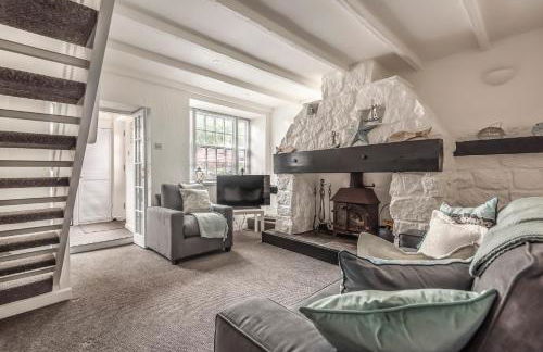 Cottage - Sleeps 6 - Pet Friendly - Patio - Foto 3